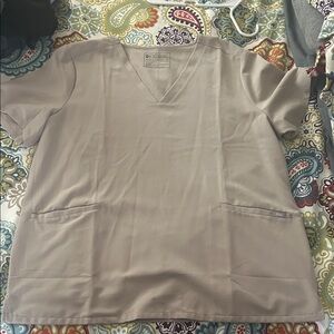 Figs Women's Short Sleeve V-Neck Top - Boulder XXL